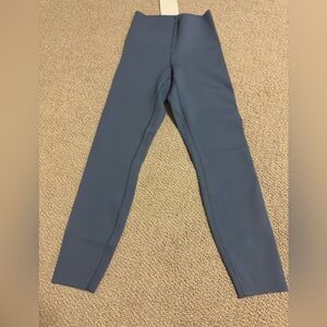LULULEMON GLOW UP HR TIGHT 25” SIZE 6